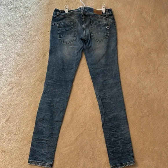 Please Jeans faded button up size medium. - Picture 6 of 8